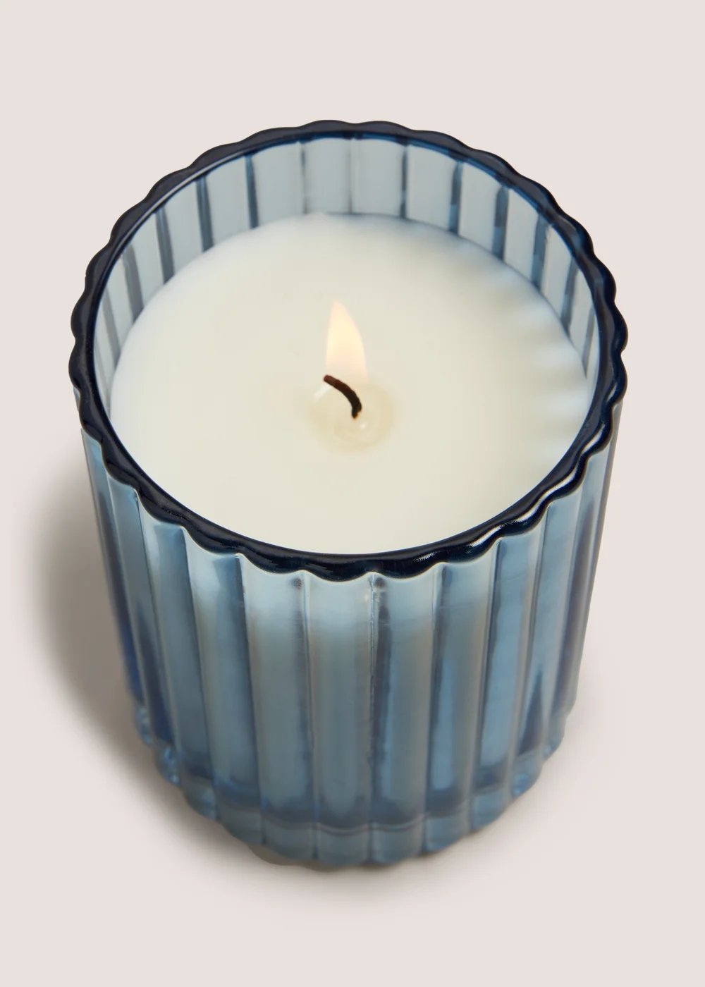 Wild Flower Cottage Candle Image 2