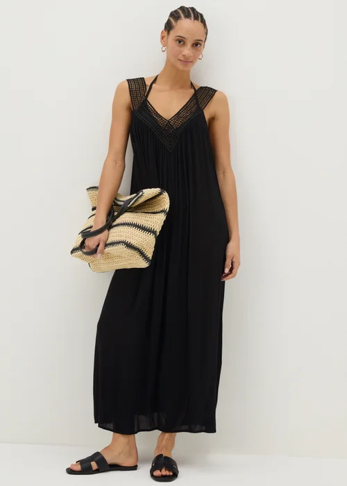 Black Crinkle V-Neck Maxi Dress - XS Image 1