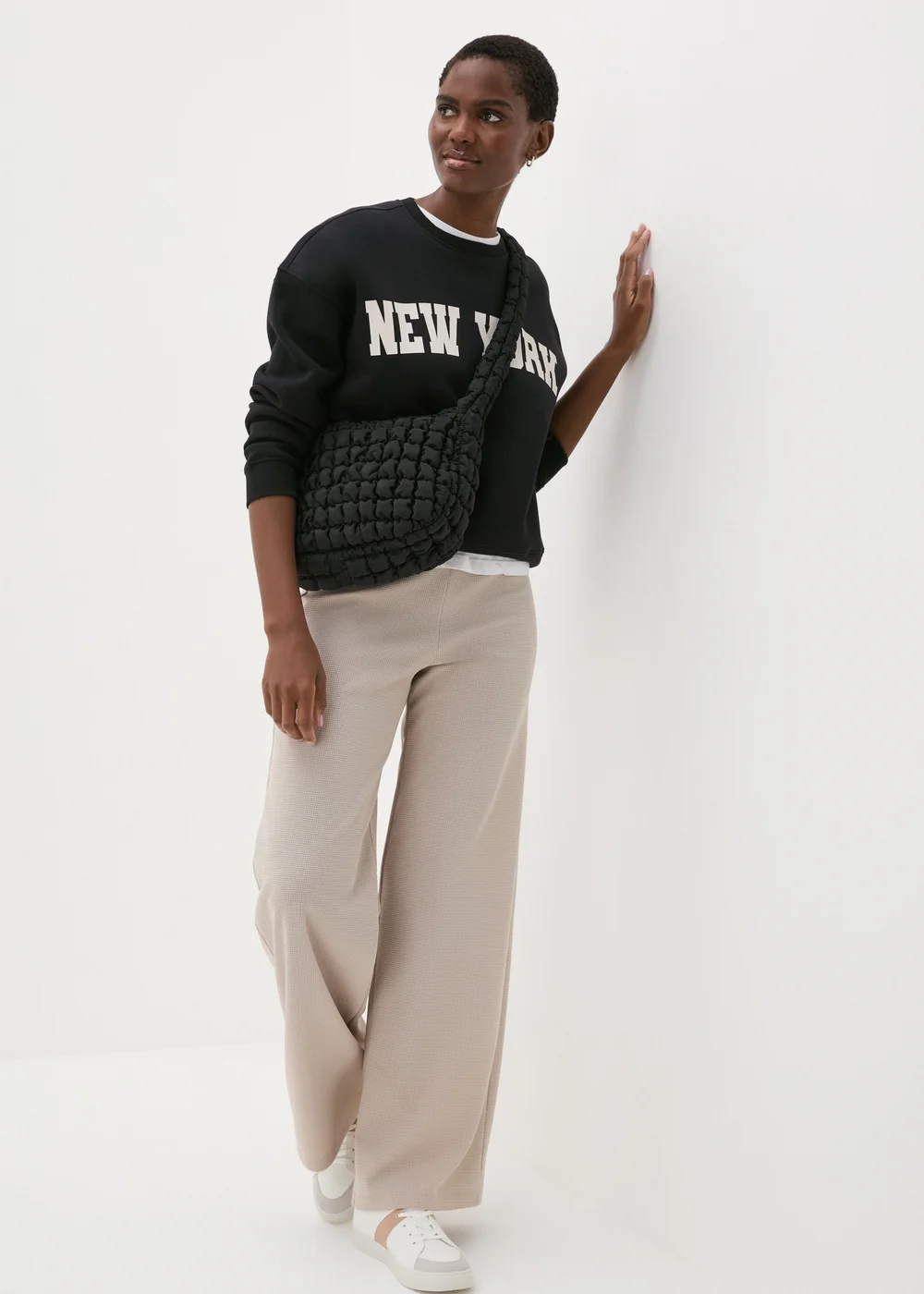 Black New York Sweatshirt - S Image 3