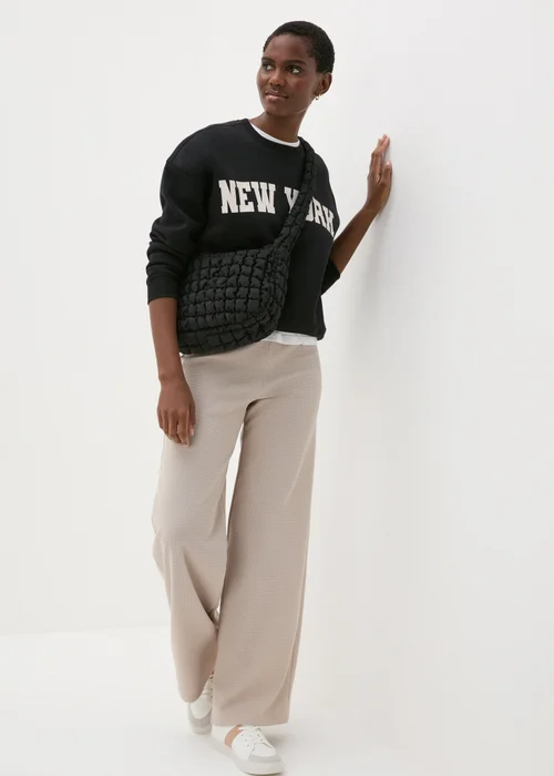Black New York Sweatshirt - S Image 3
