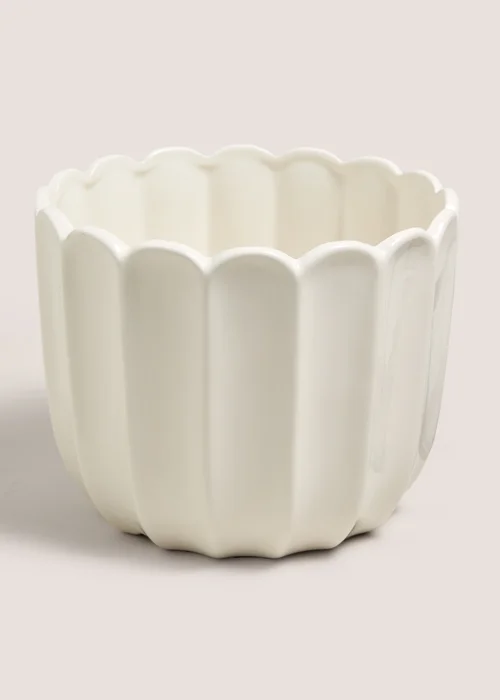 White Scallop Ceramic Planter Image 1