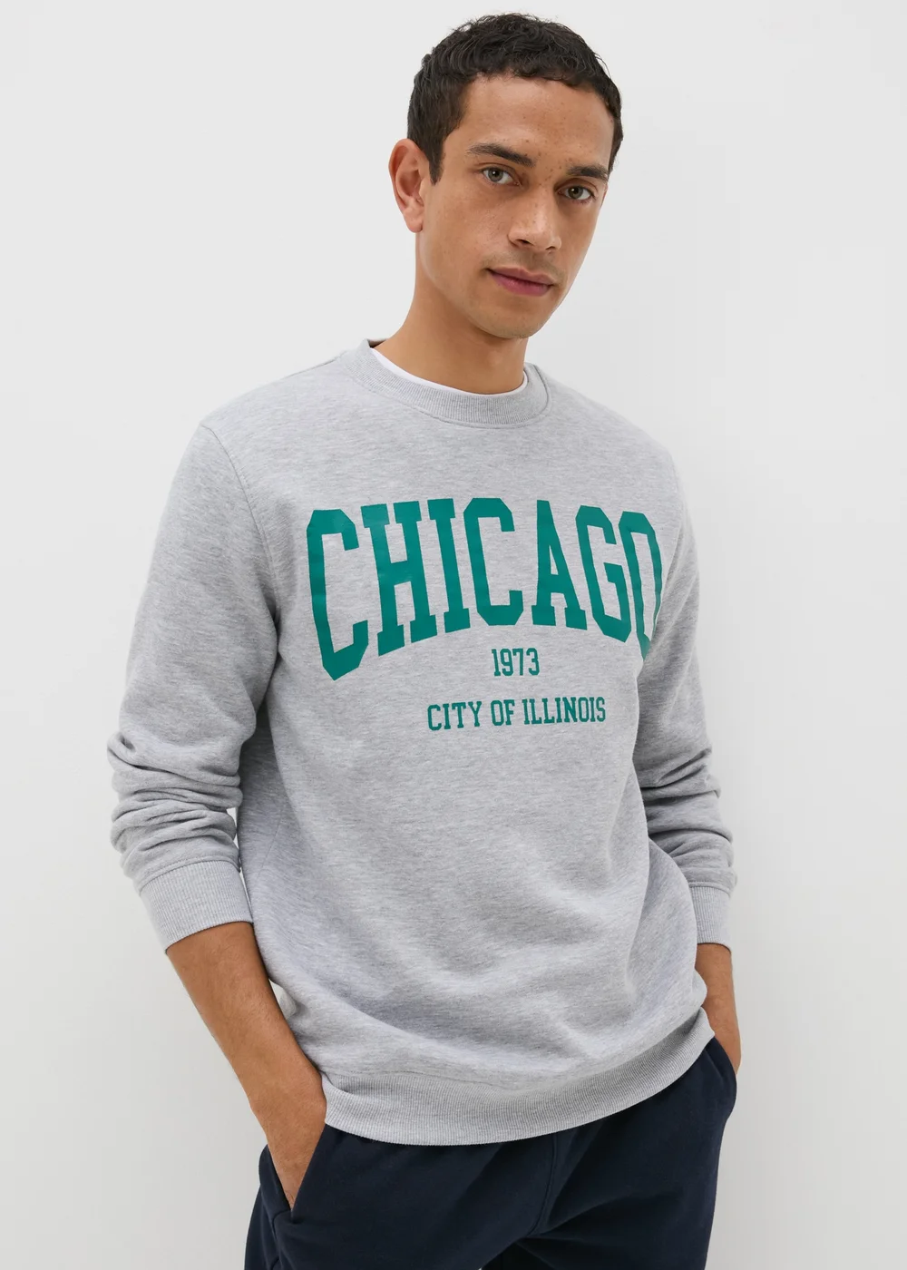 Grey Chicago Sweatshirt - S Image 1