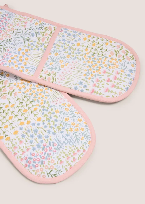 Blue Meadow Oven Gloves Image 2