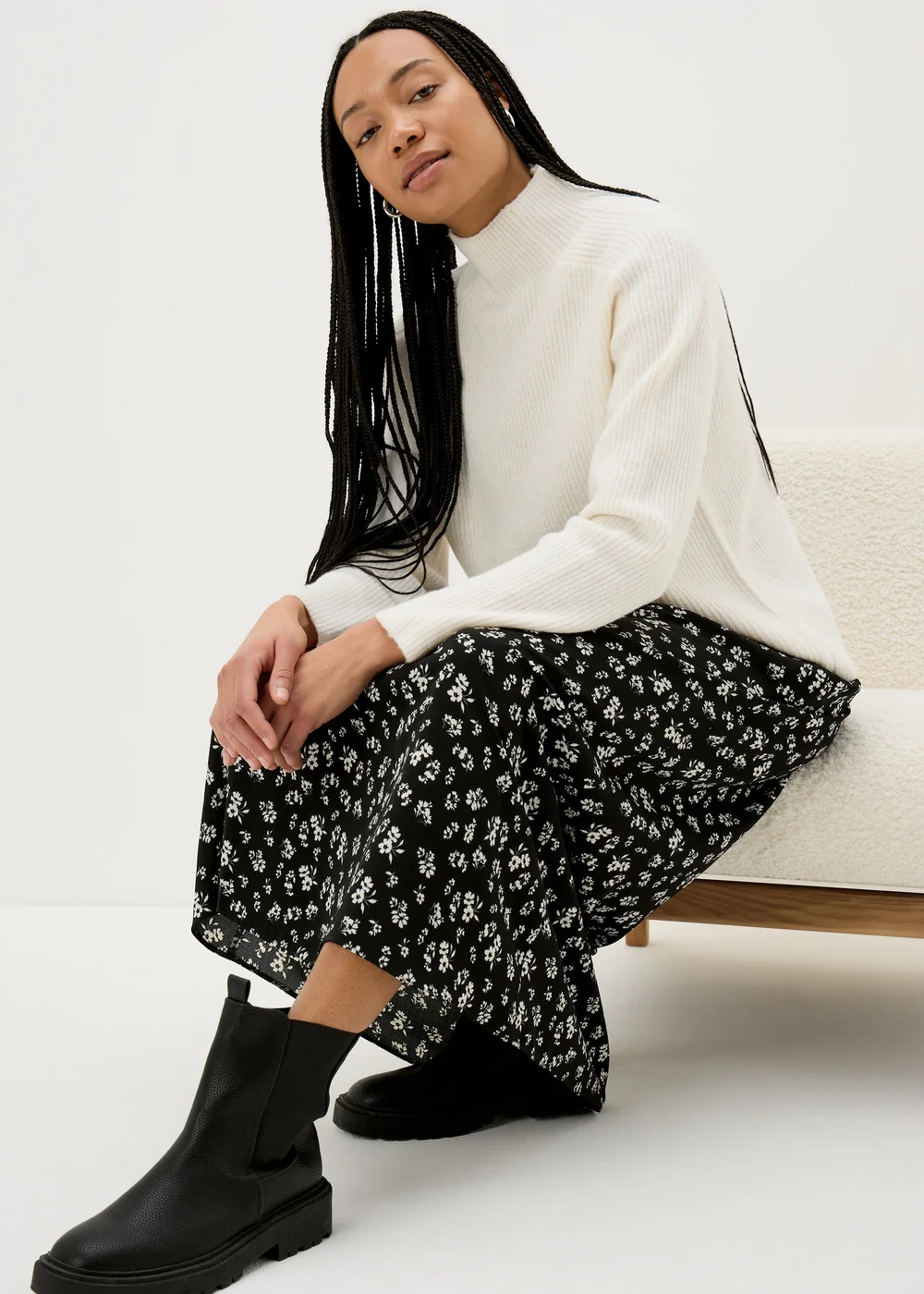 Black Ditsy Flared Hem Midaxi Skirt - 8 Image 3