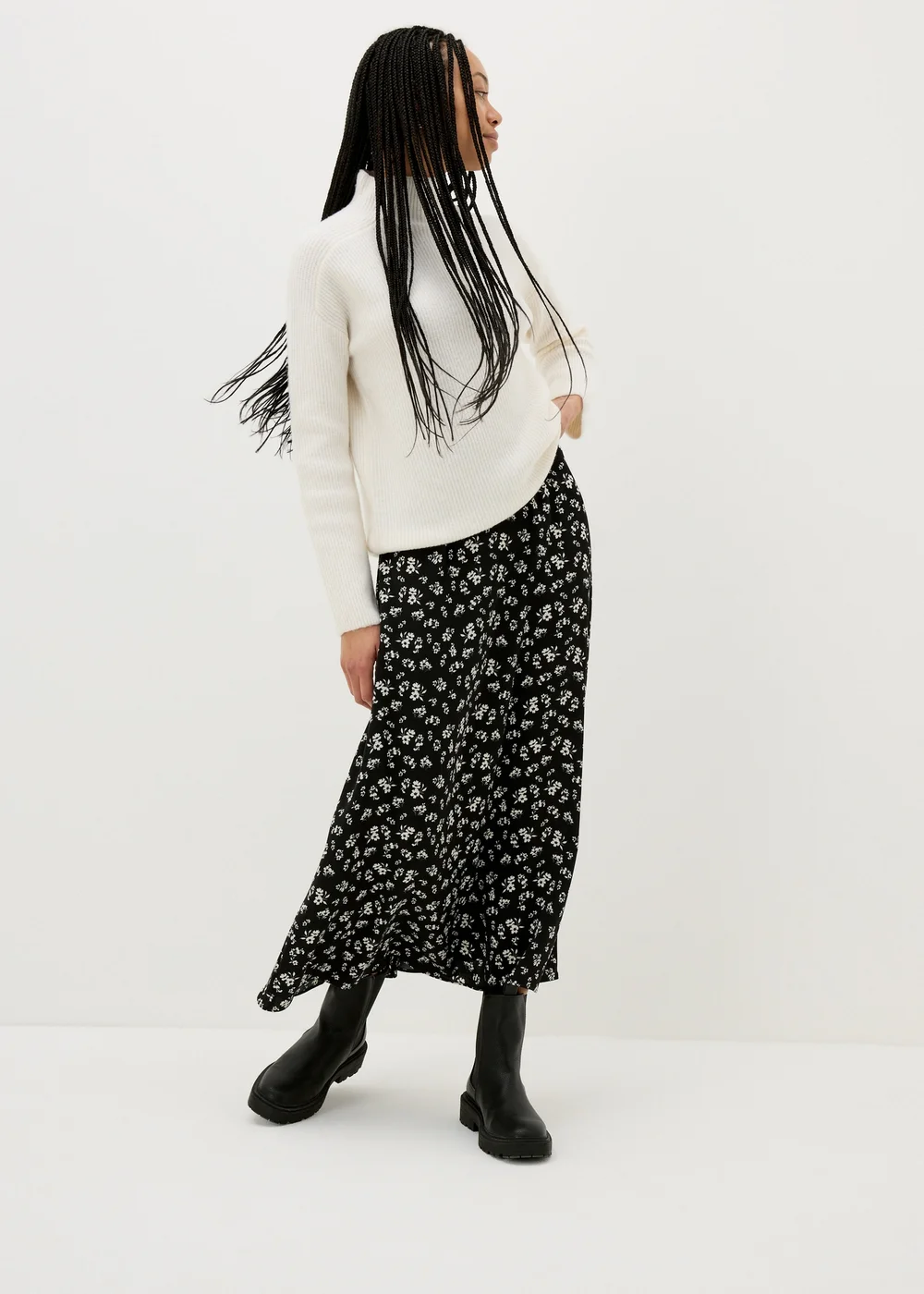 Black Ditsy Flared Hem Midaxi Skirt - 8 Image 1