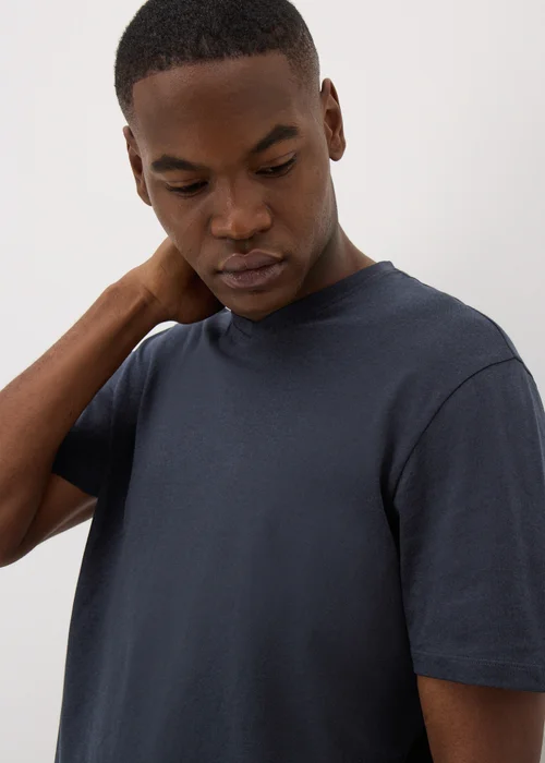Navy Essential V-Neck T-Shirt - XS Image 2
