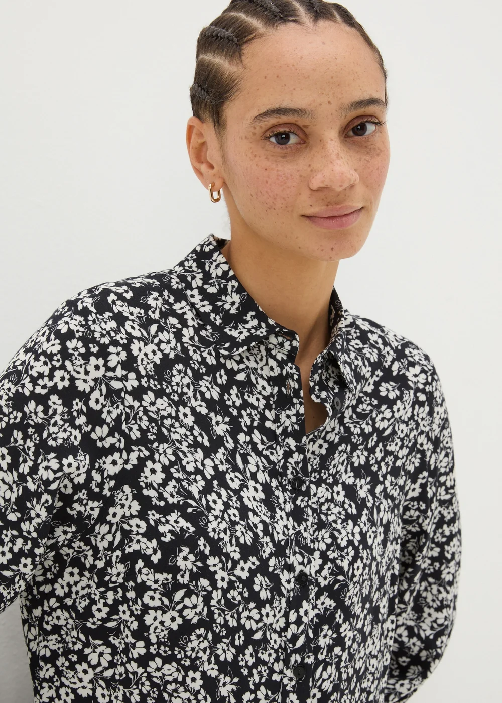 Black Floral Viscose Shirt - 8 Image 3