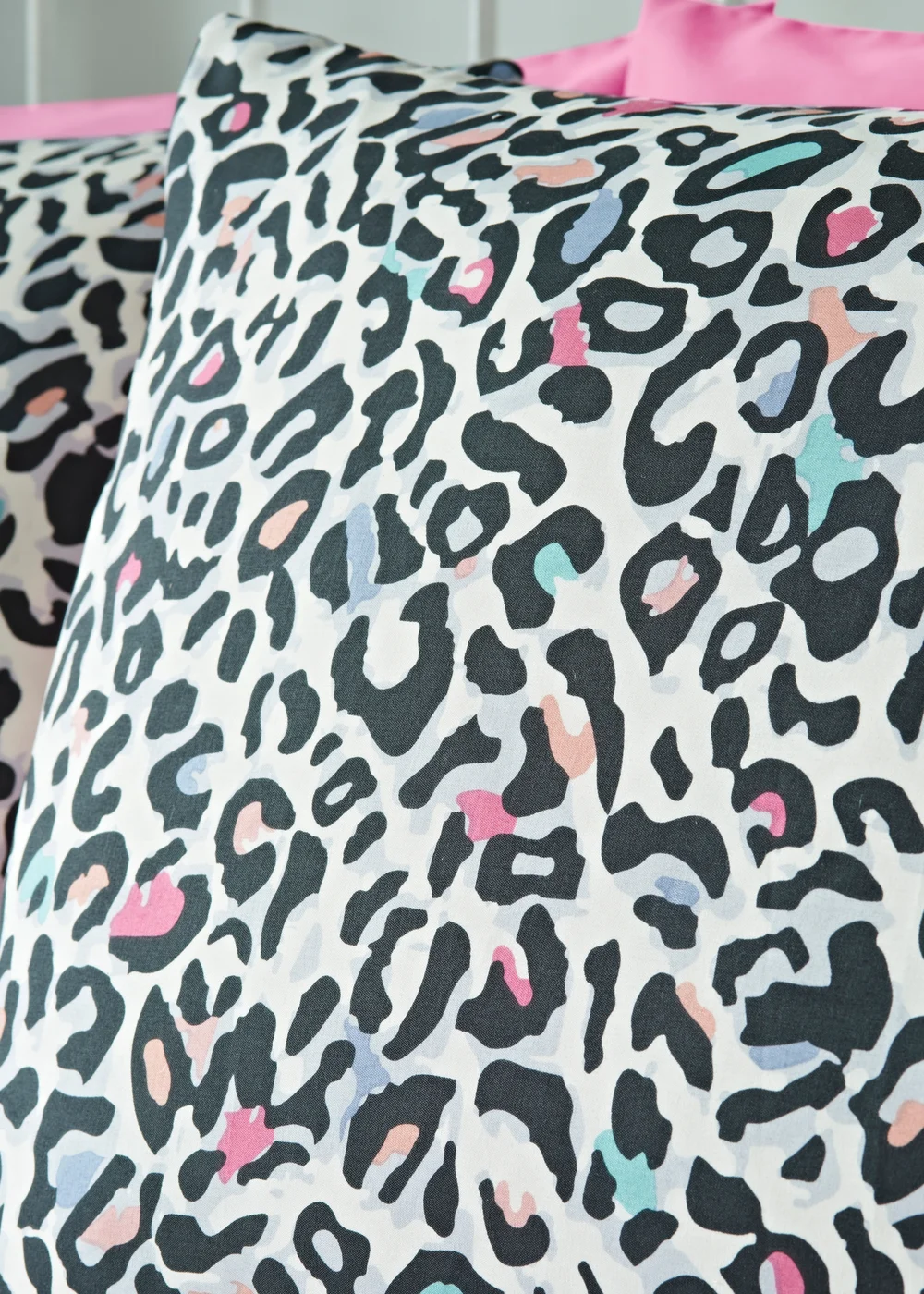 Multicolour Leopard Print Duvet Set - Single Image 2