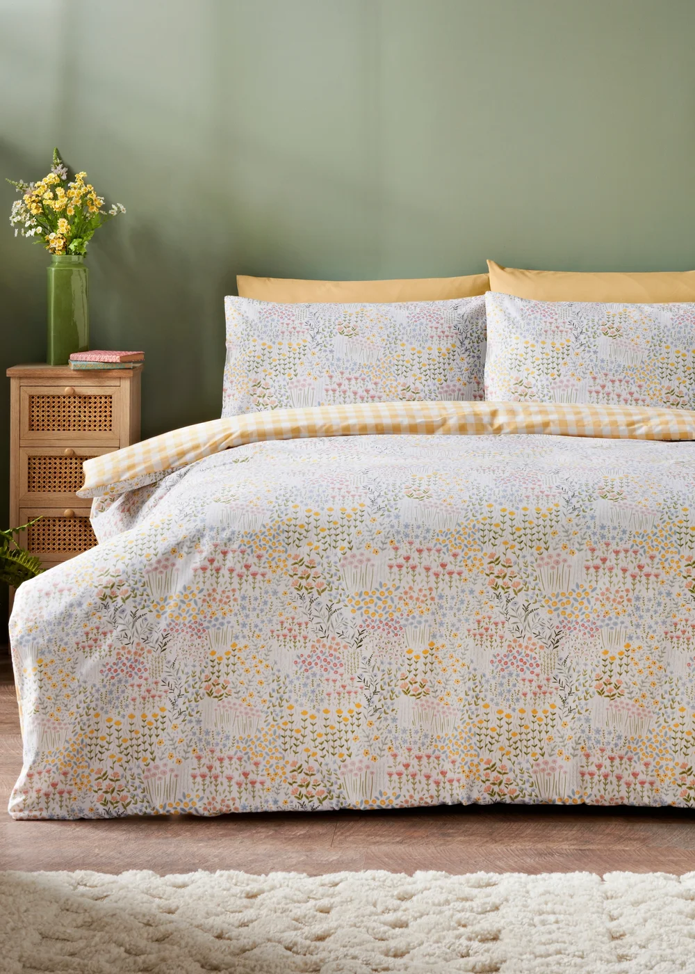 Multicolour Floral Patchwork Duvet Set - Single Image 1