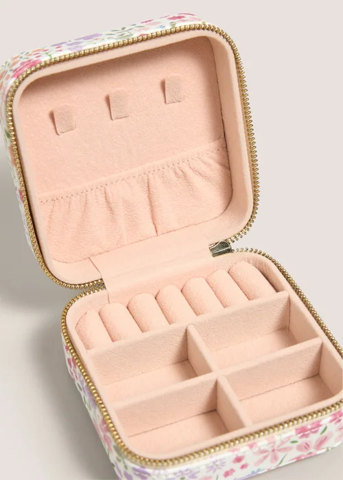 Meadow Jewellery Box Image 2