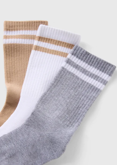 3 Pack Cream Sports Socks - One Size Image 2