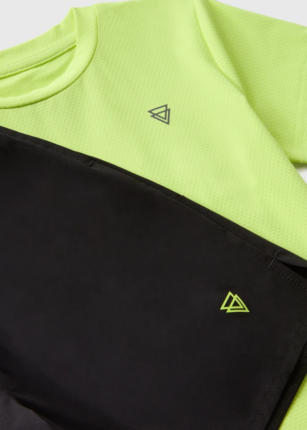Boys Lime T-Shirt & Short Sports Set (3-7yrs) - 3-4 Yrs Image 2