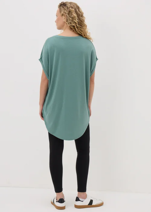 Green Love Longline T-Shirt - S Image 3