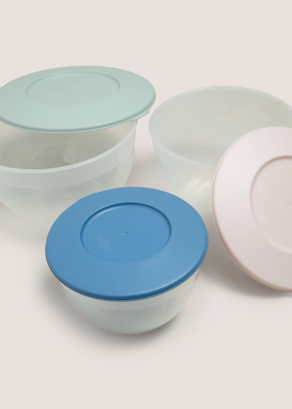Set Of 3 Mixing Bowls Image 2
