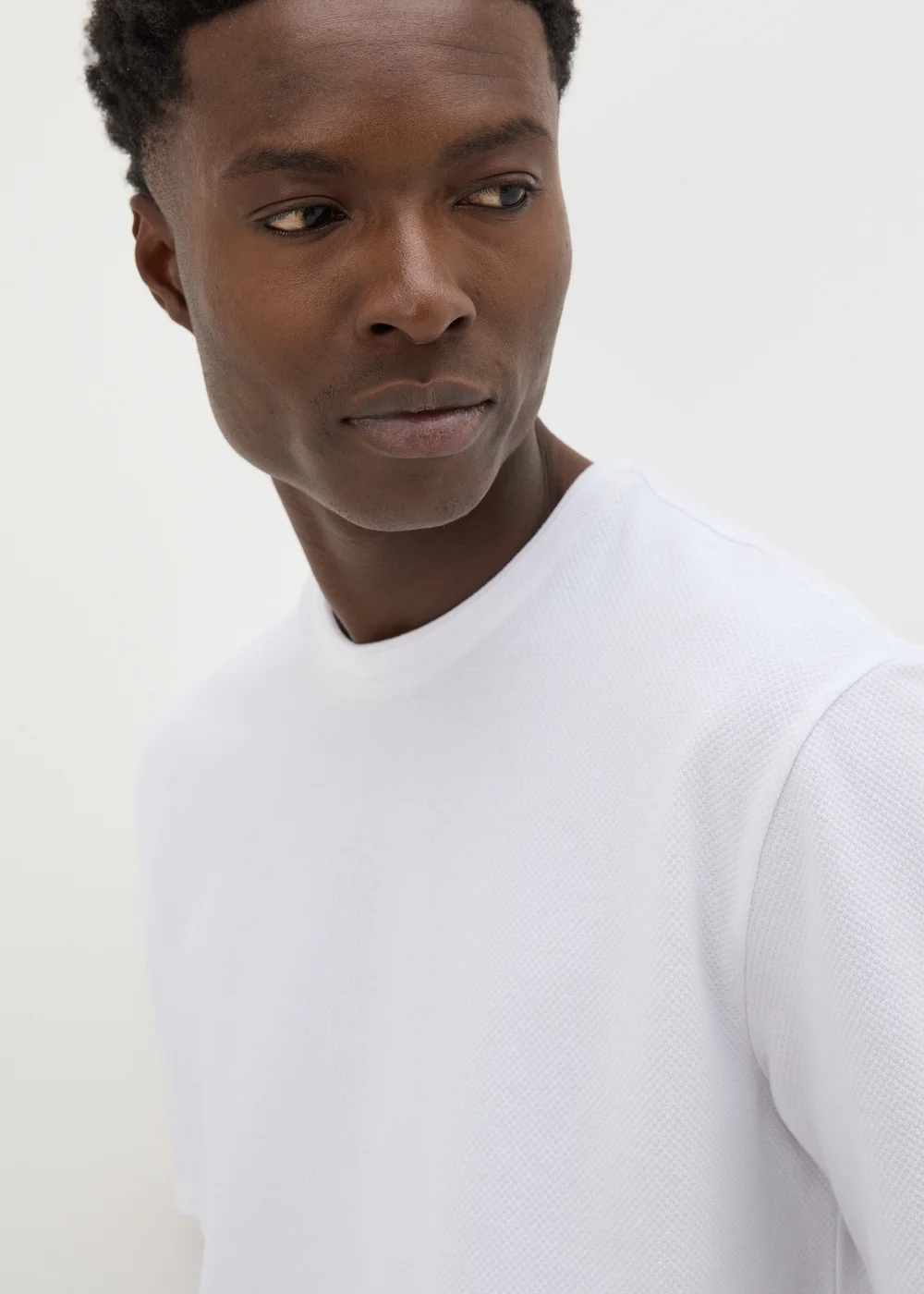 White Textured T-Shirt - S Image 2