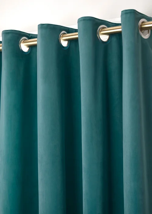 Laurence Llewelyn-Bowen Montrose Velvet Blackout Blue Eyelet Curtains - 46W X 54D (116x137cm) Image 2