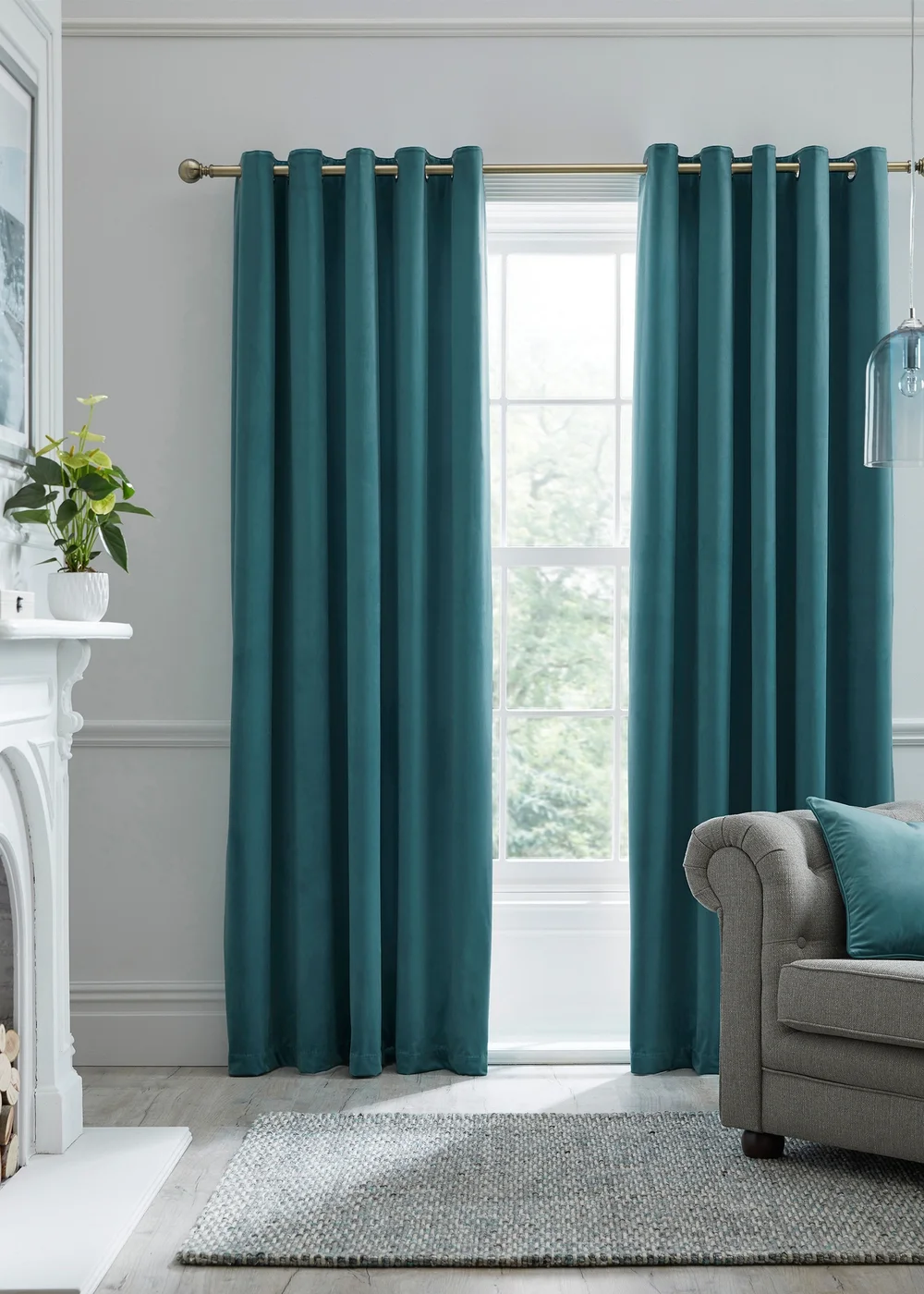 Laurence Llewelyn-Bowen Montrose Velvet Blackout Blue Eyelet Curtains - 46W X 54D (116x137cm) Image 1