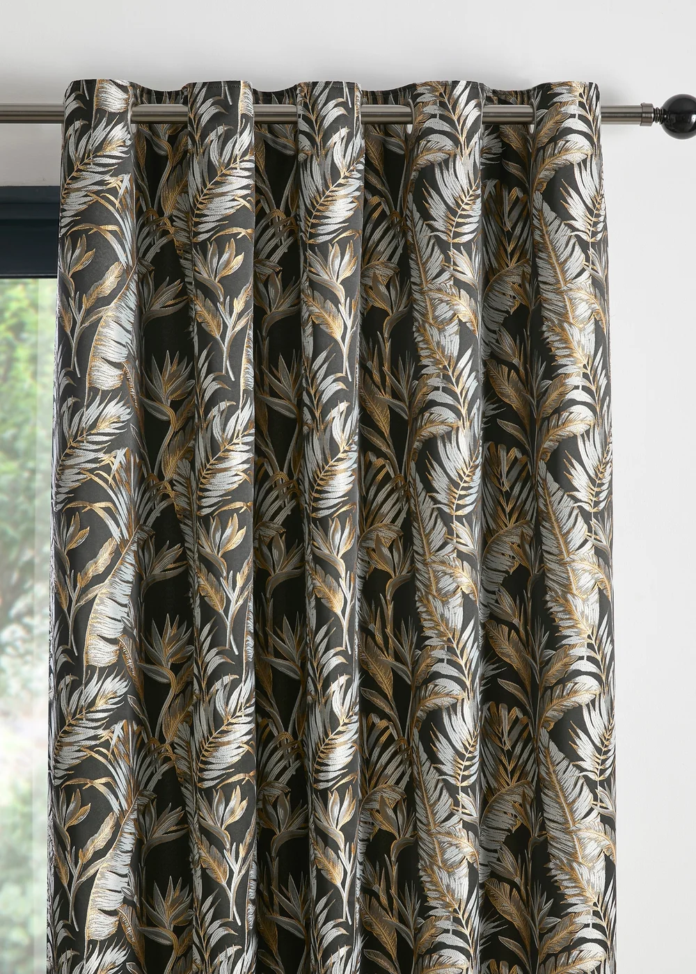Laurence Llewelyn-Bowen Paradise Palm Jacquard Black Eyelet Curtains - 46W X 54D (116x137cm) Image 2