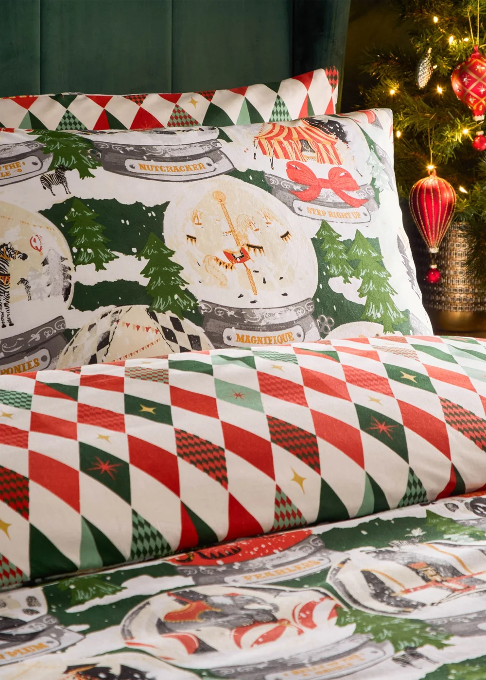 furn. Showtime Festive Duvet Cover Set - Single Image 3