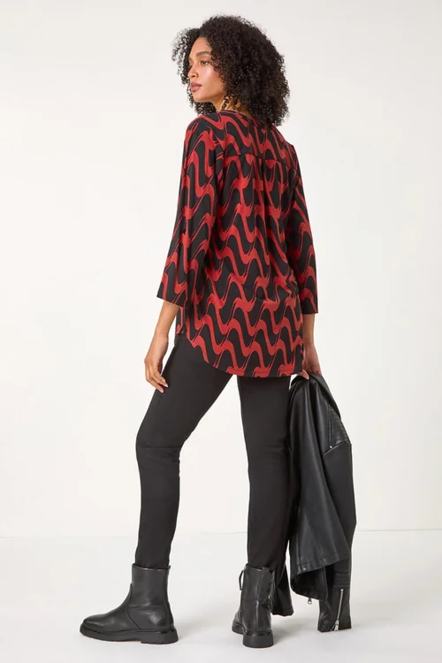Roman Red Geometric Print Stretch Blouse - 10 Image 3