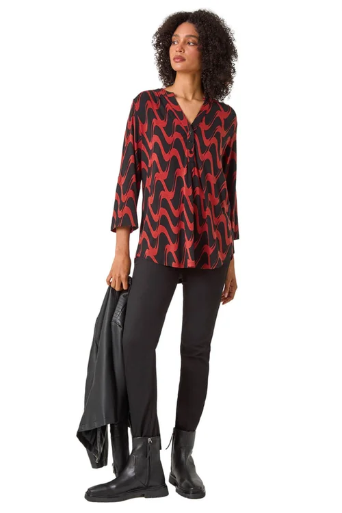 Roman Red Geometric Print Stretch Blouse - 10 Image 2