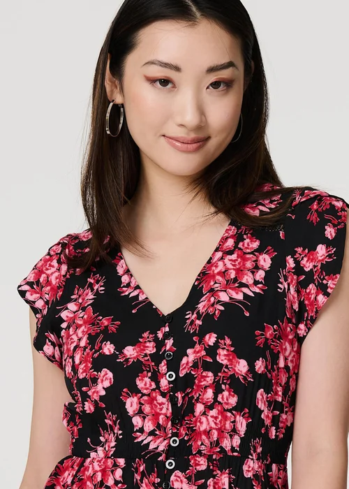 Izabel London Black Floral Cap Sleeve Tiered Maxi Dress - 8 Image 3
