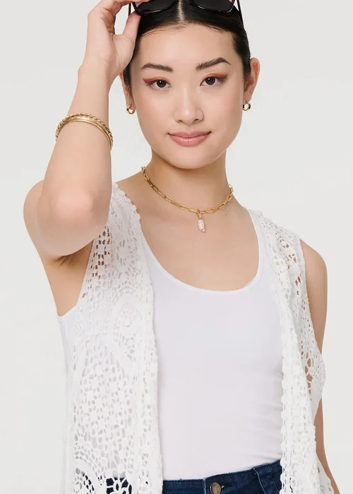Izabel London White Lace Open Front High Low Cardigan - S/M Image 3