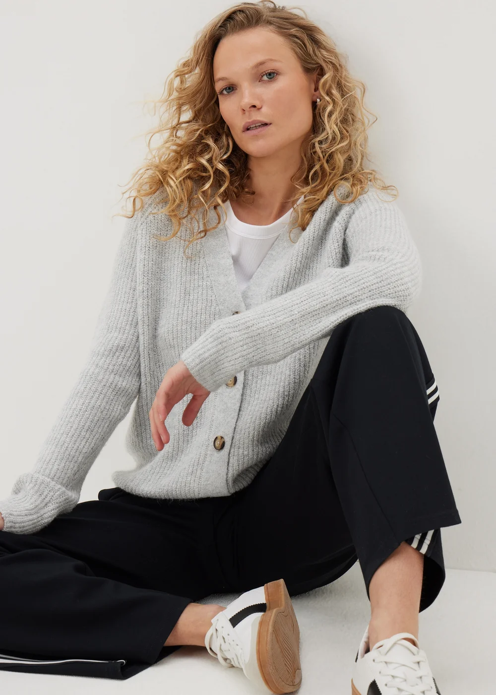 Grey V-Neck Cardigan - XS Image 1