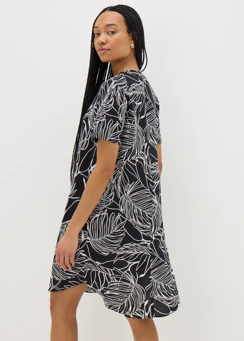 Black Leaf Popover Tunic - 8 Image 2