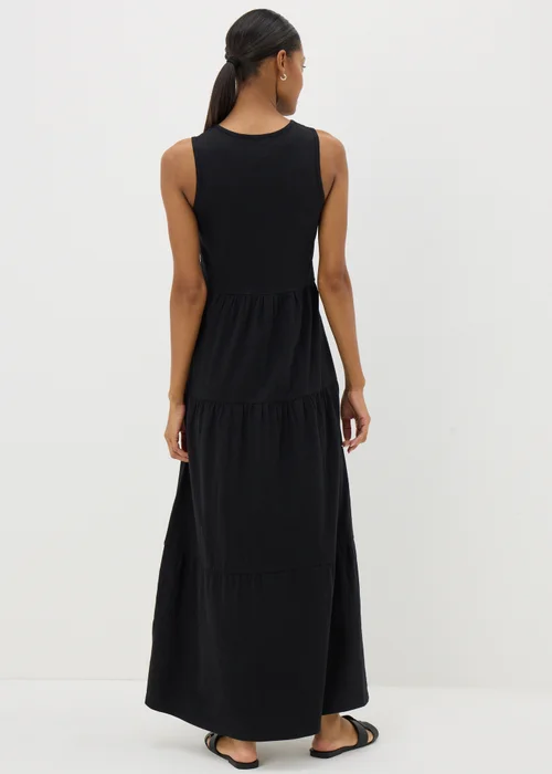 Black Sleeveless Tiered Dress - 8 Image 2
