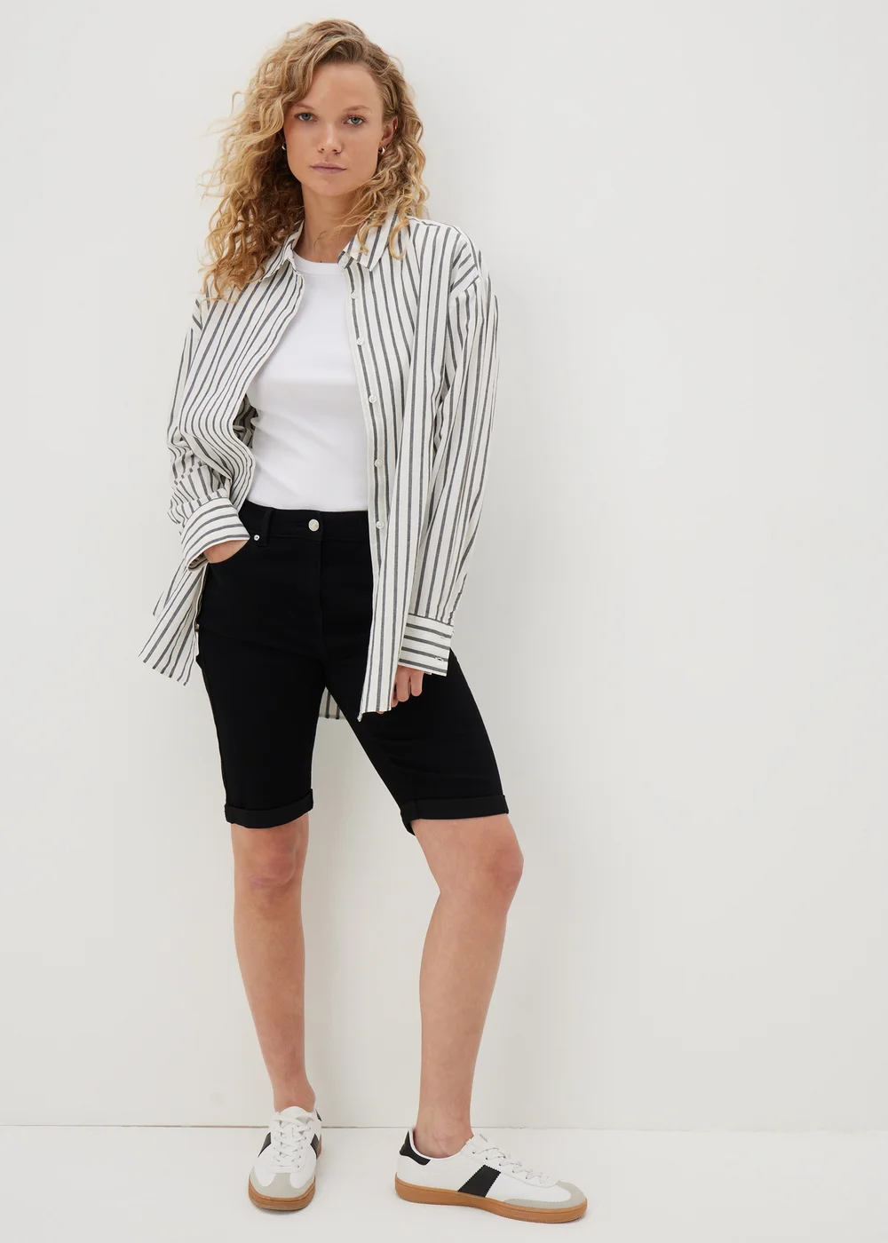 Black Denim Knee Length Shorts - 8 Image 1