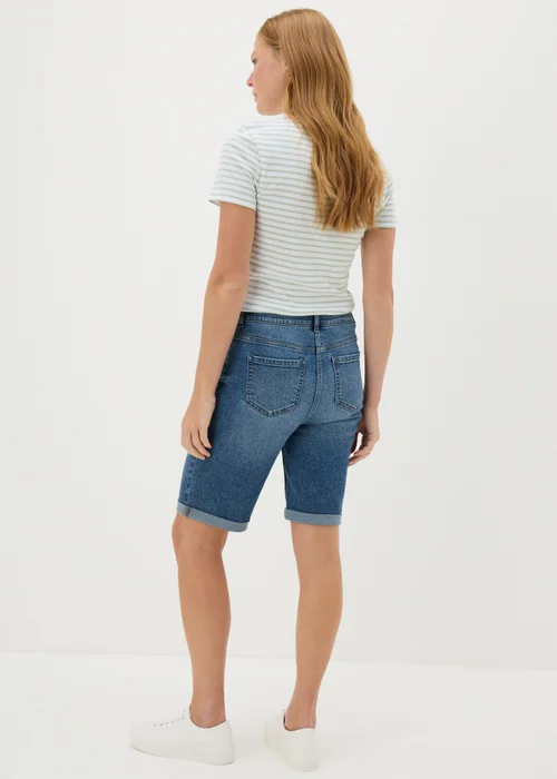 Blue Mid Wash Denim Knee Length Shorts - 8 Image 3