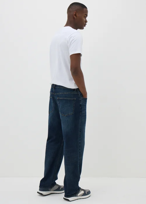 Dark Wash Relaxed Fit Jeans - 30 R Image 2