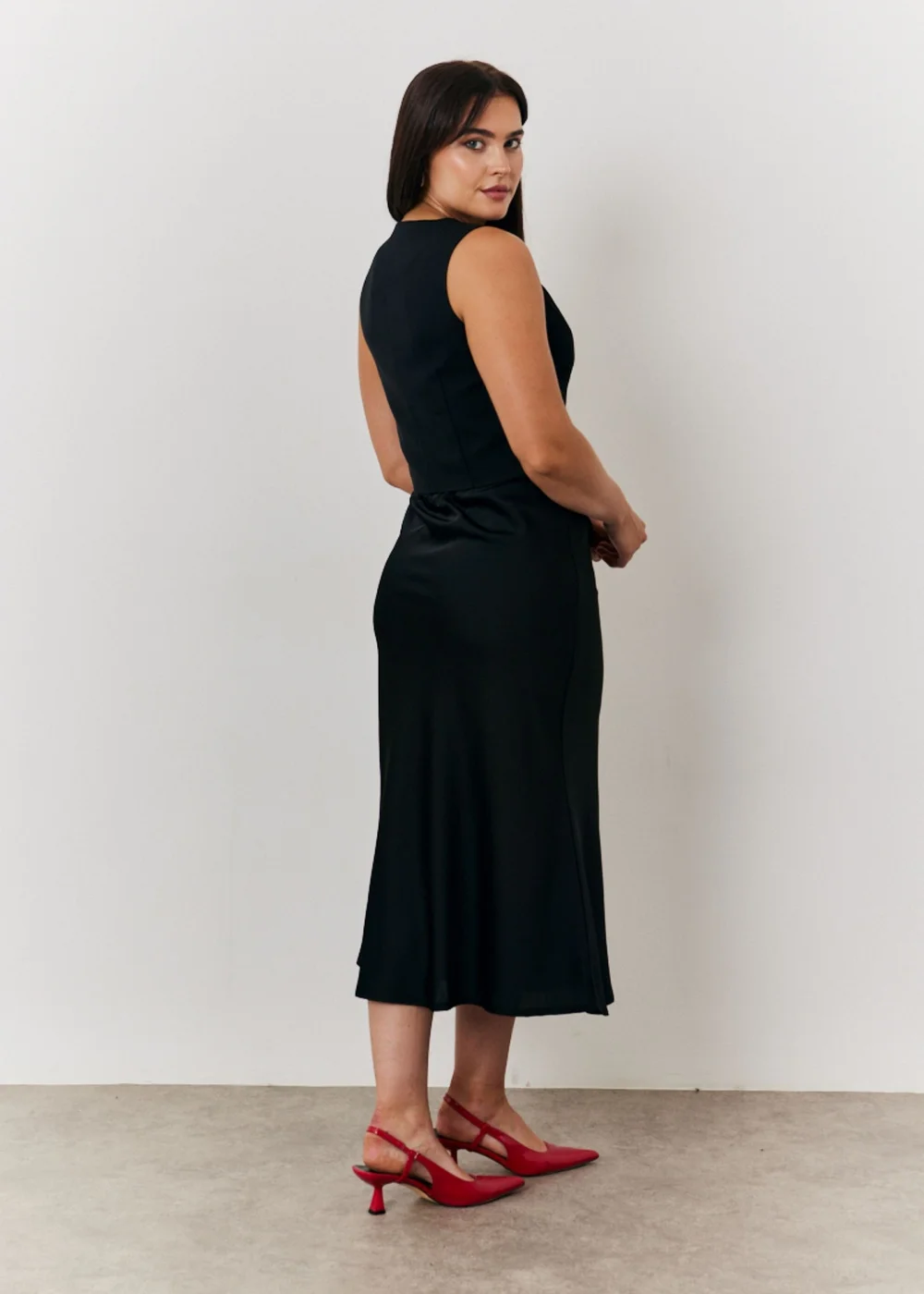 In The Style Jac Jossa Black Tailored Waistcoat - 8 Image 4