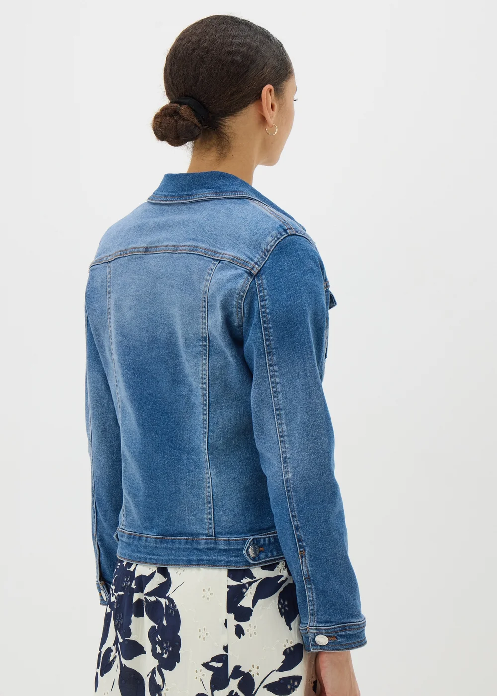 Blue Mid Wash Stretch Denim Jacket - 8 Image 2