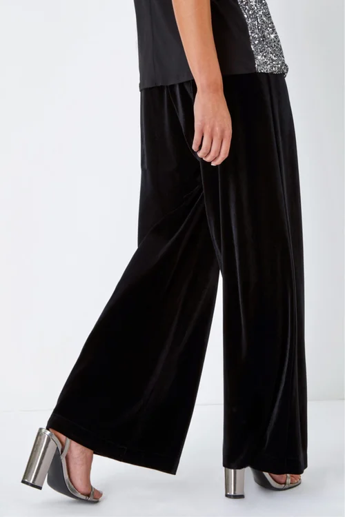 Roman Black Petite Wide Leg Velvet Stretch Trouser - 8 Image 4