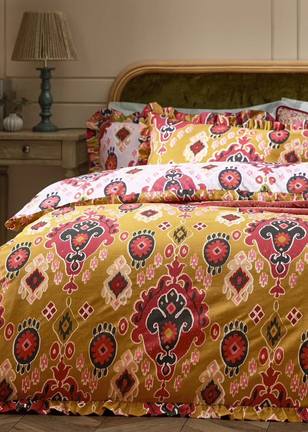 Paoletti 1973 Dawson Ikat Amber Reversible Duvet Cover Set - Single Image 2