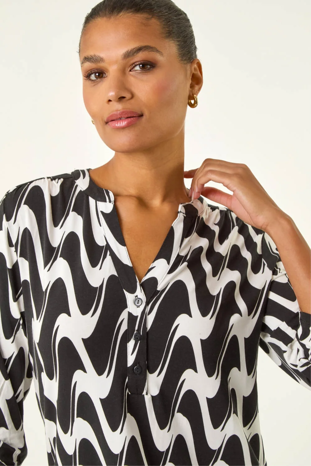 Roman Black Geometric Print Stretch Blouse - 10 Image 4