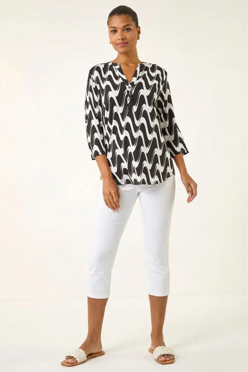 Roman Black Geometric Print Stretch Blouse - 10 Image 2
