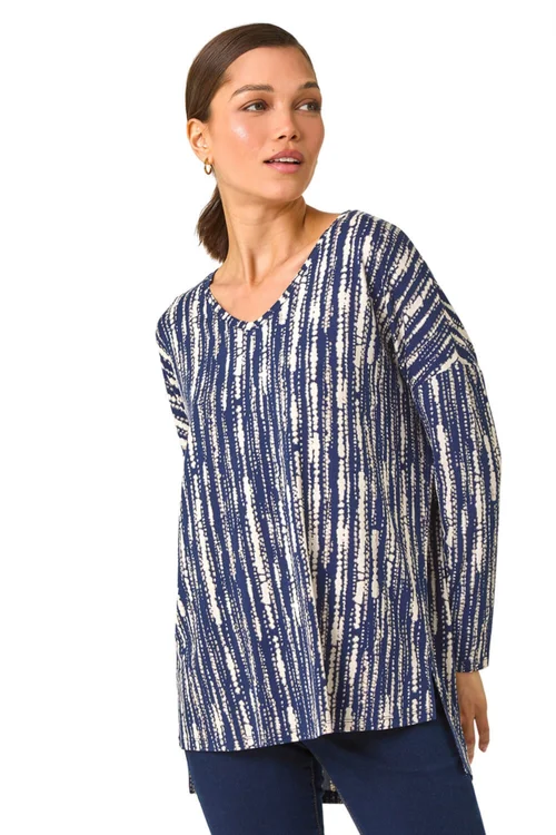 Roman Navy Abstract Print V-Neck Tunic Stretch Top - Size 18 Image 1