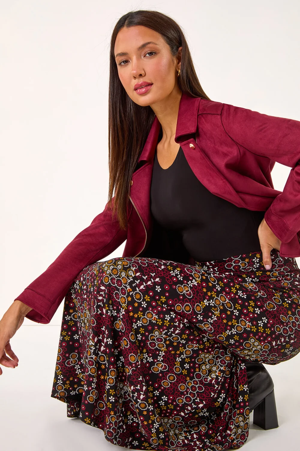 Roman Red Ditsy Floral Print Stretch Midi Skirt - Size 10 Image 2