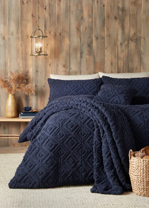 Fusion Snug Romo Navy Pinsonic Fleece Filled Cushion (43cm x 43cm) - 43W X 43D Image 2
