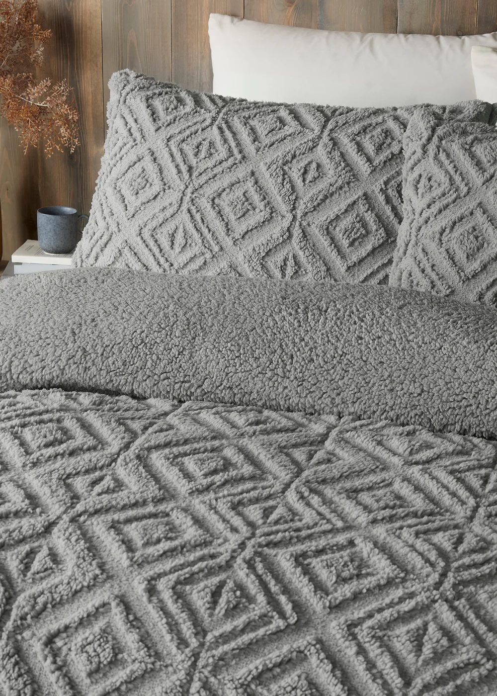Fusion Snug Romo Grey Pinsonic Fleece Duvet Cover Set - Single Image 2