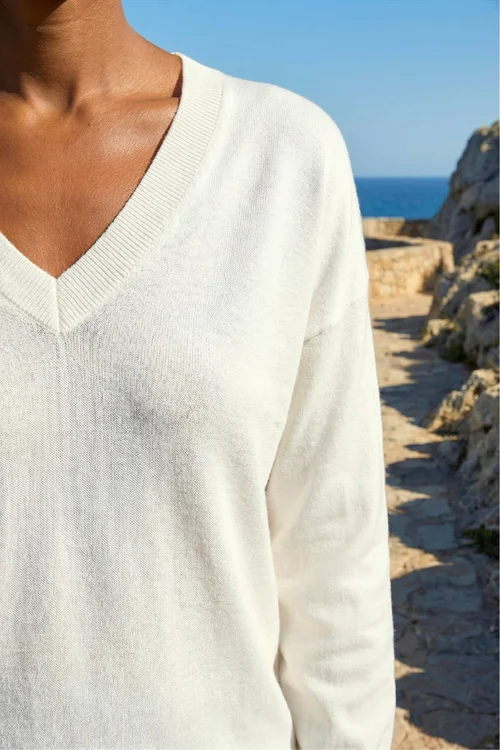 Roman Ivory V-Neck Stretch Jumper - 18 Image 4