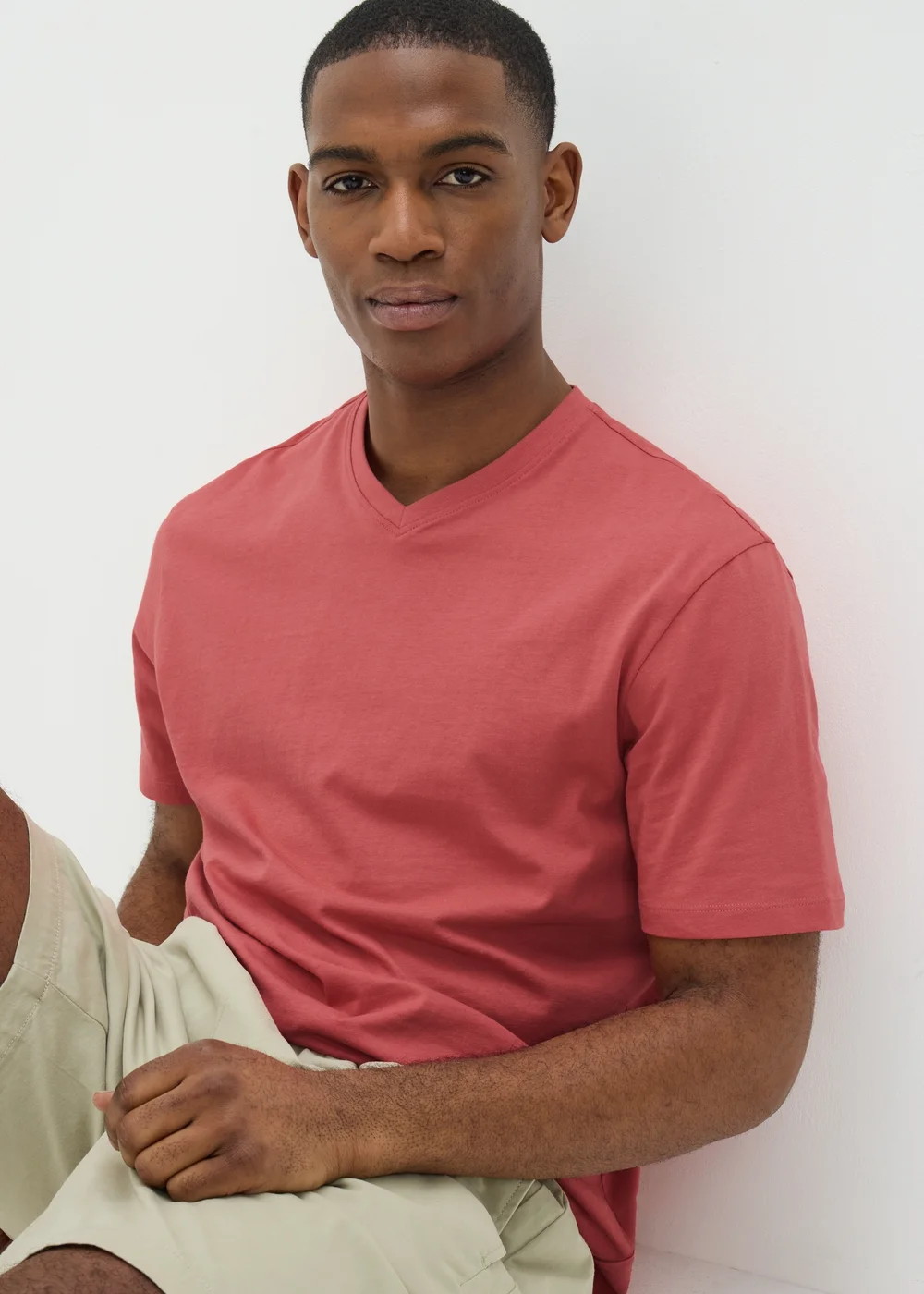 Coral Essential V-Neck T-Shirt - S Image 1