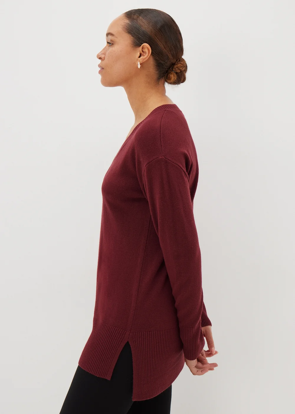 Burgundy V-Neck Jumper - 8 Image 3