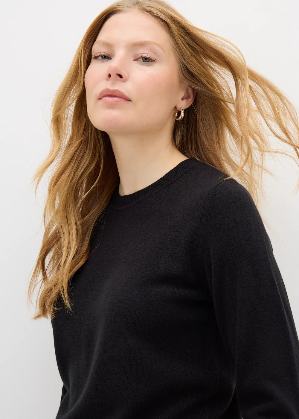 Black Crew Neck Jumper - 8 Image 3