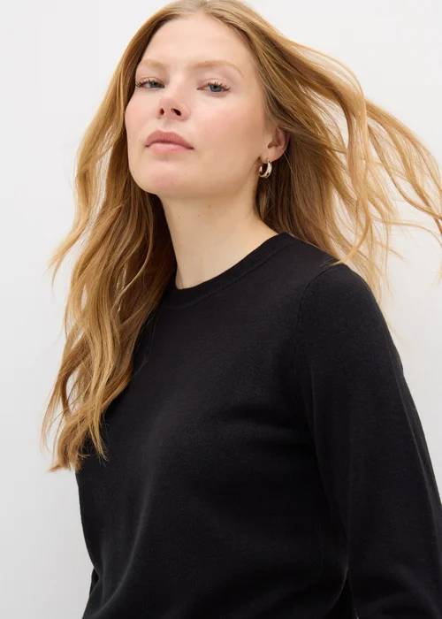 Black Crew Neck Jumper - 8 Image 3