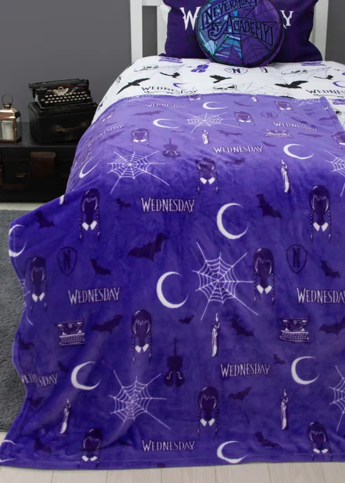 Wednesday Destined Fleece Throw 100 x 150cm - One Size Image 3