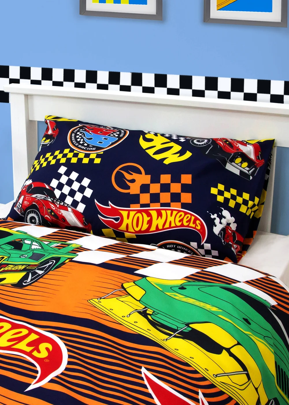 Hot Wheels Racer Reversible Duvet Cover Set - Single Image 3